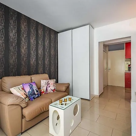 Studio Bianca Apartment Poreč